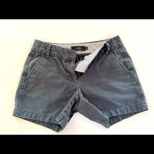 J. Crew sz 00 charcoal gray 4” chino shorts